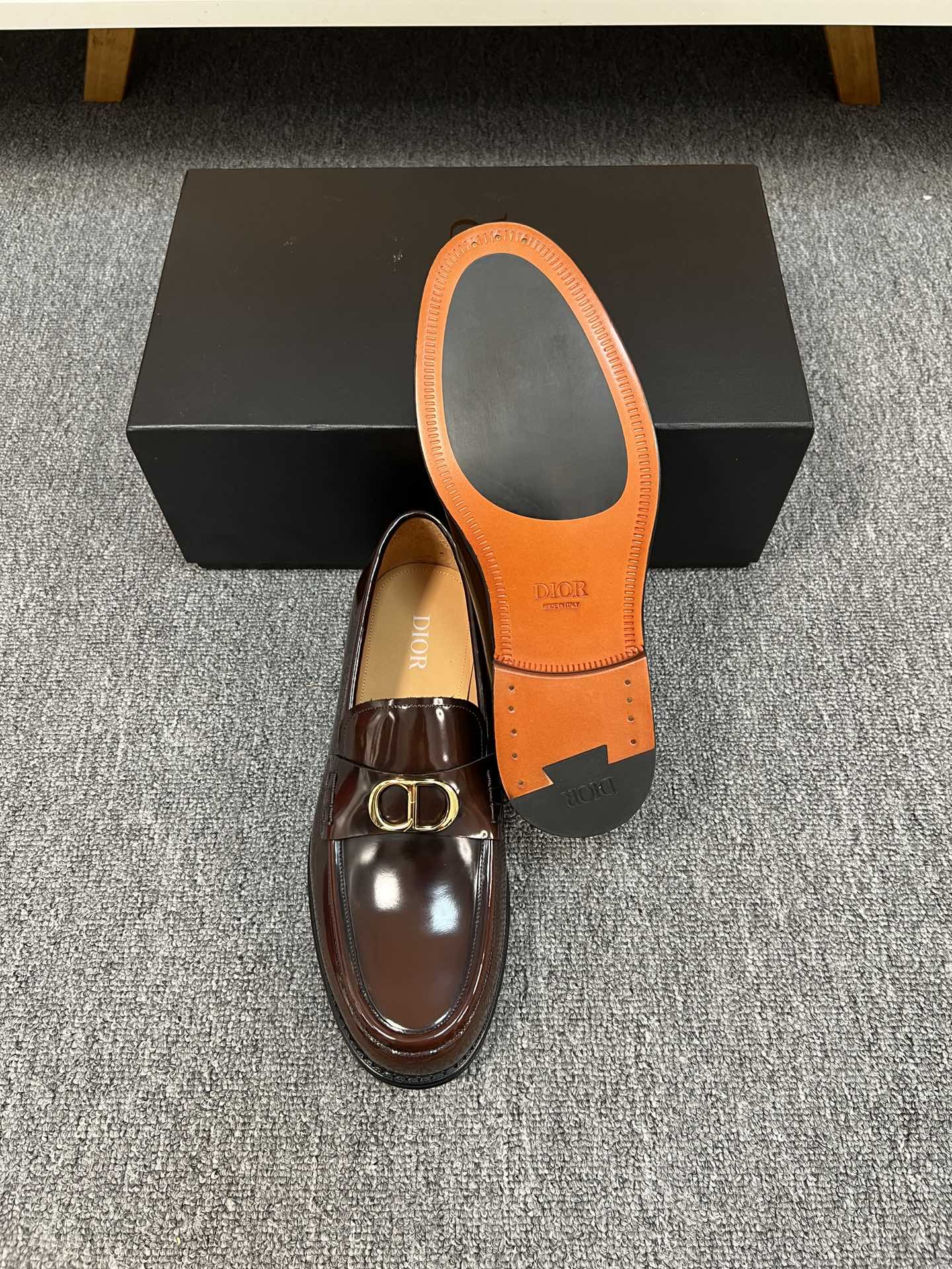 CD SYMBOL GRANVILLE LOAFER SYRUP CALFSKIN
