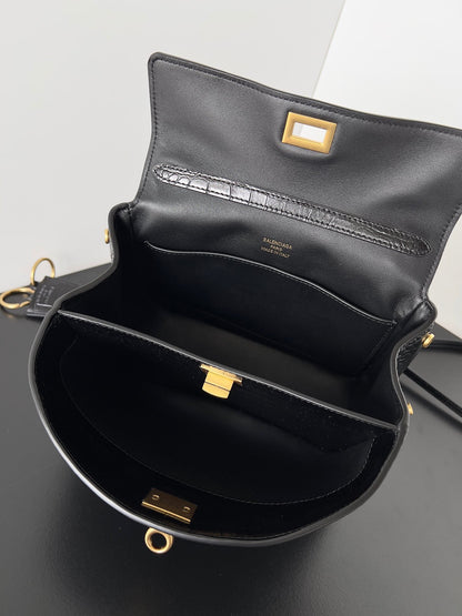 𝗕𝗮𝗹𝗲𝗻𝗰𝗶𝗮𝗴𝗮 Rodeo 22 Crocodile Embossed Bag Black Leather