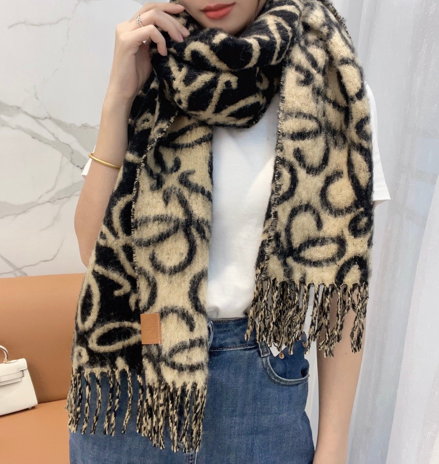 Loewe Scarf 180CM  Black Beige Wool Cashmere 968582