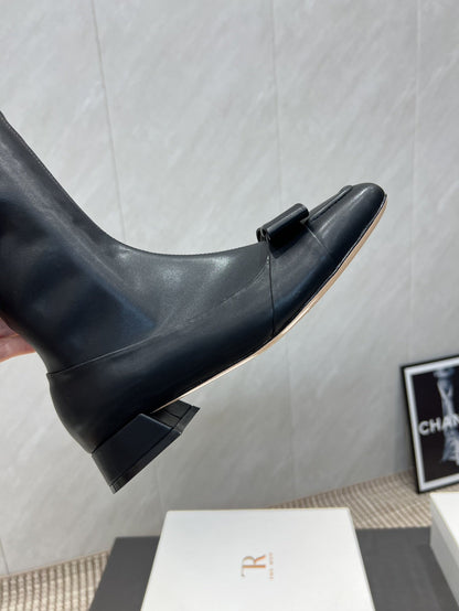 The Row 2025 Square Toe And Bow Accent Long Boot Black Sheepskin 540513