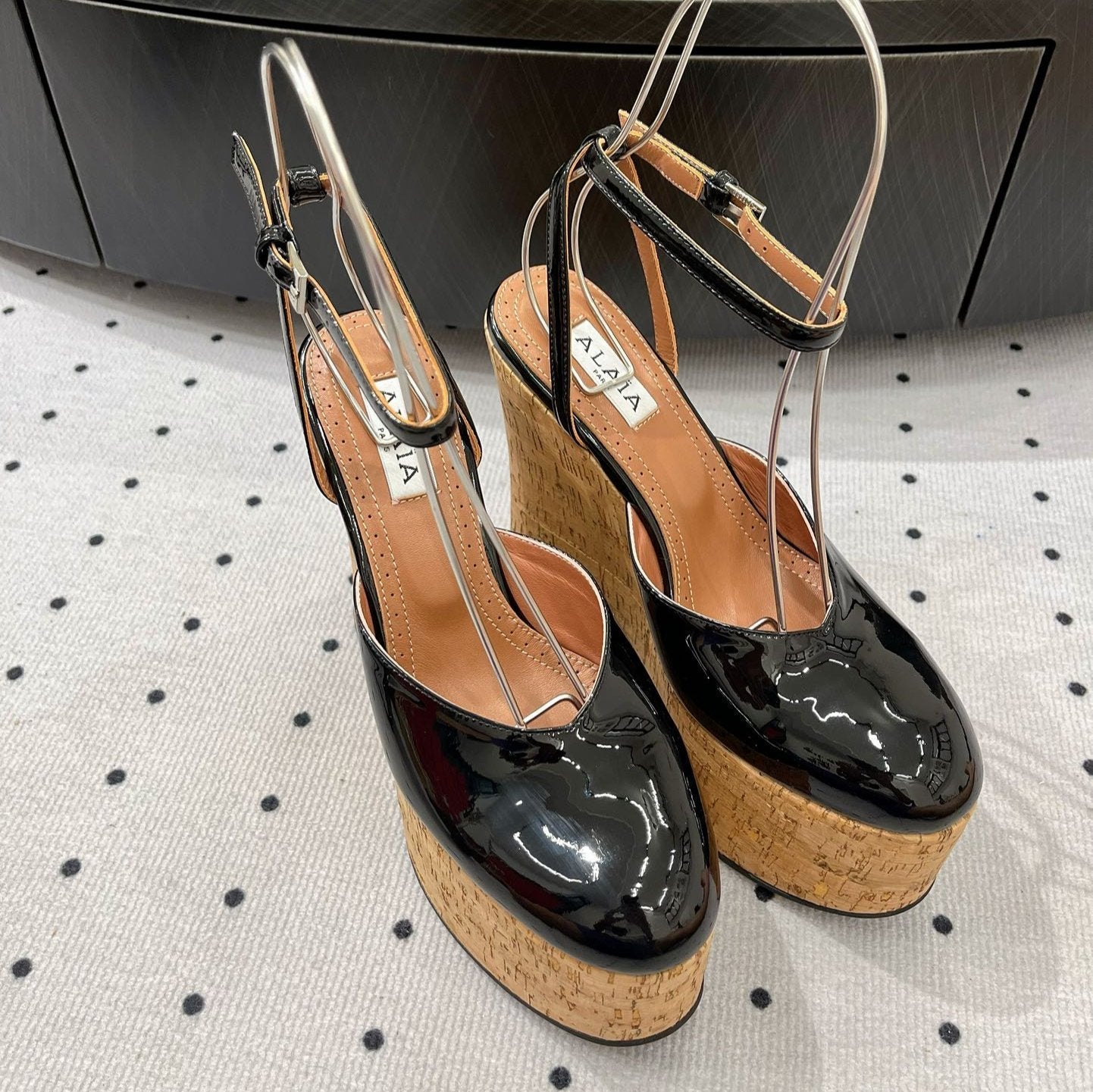 Alaila Wedge Sandals 115mm In Black Glossy Lambskin 954887