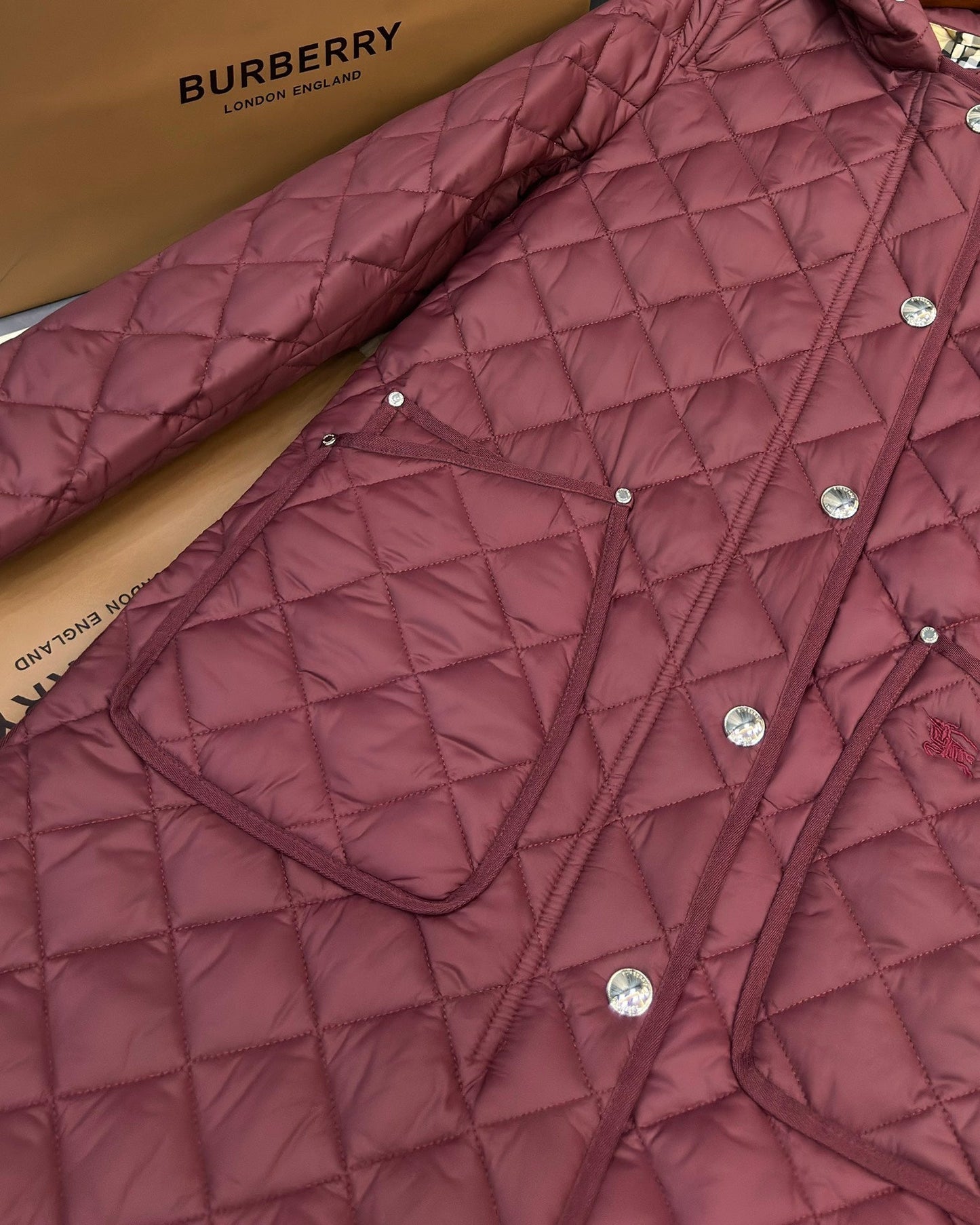 Burberry 25 Quilted  Hooded Long Coat Burgundy Polyester Cotton