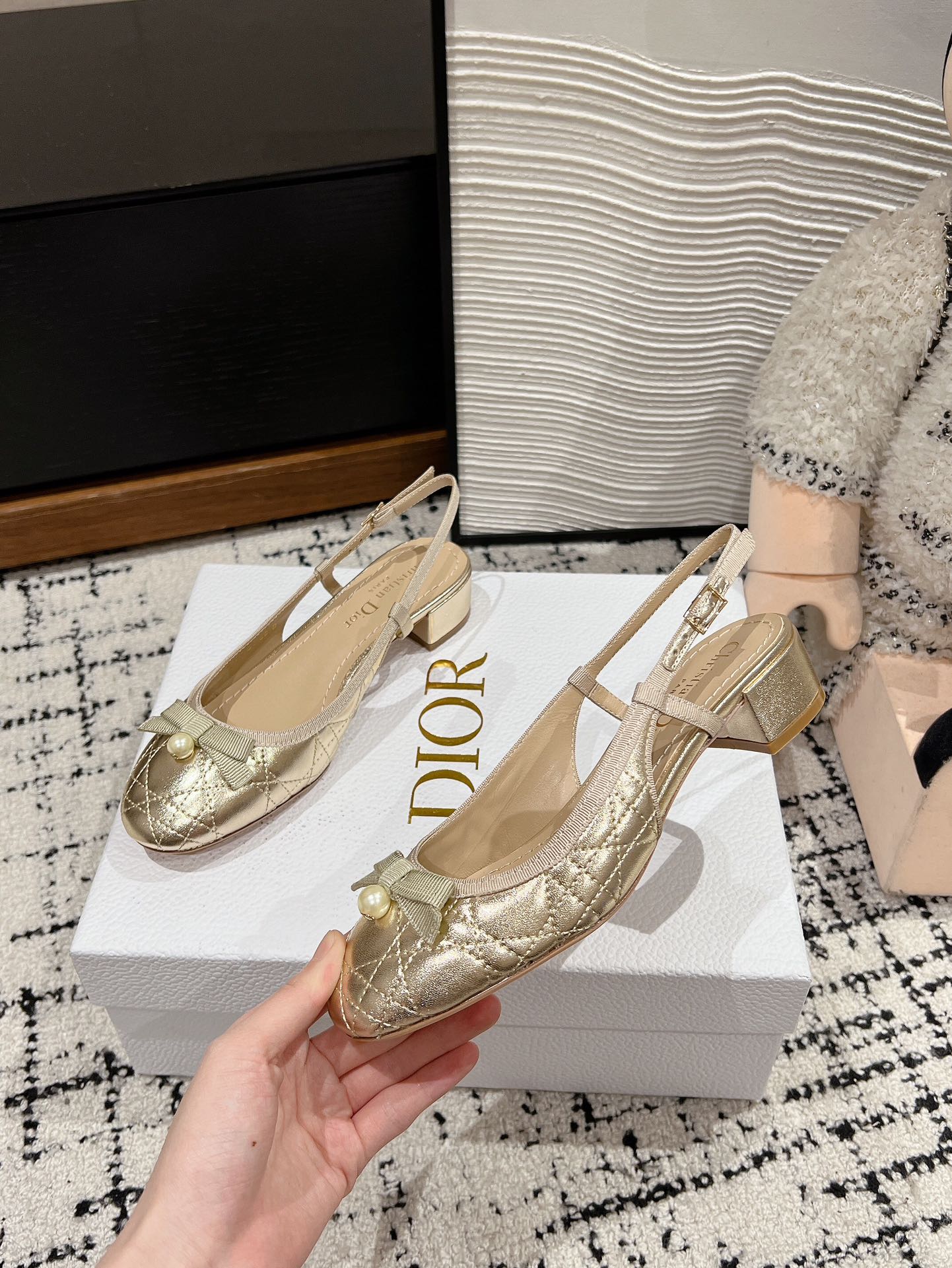 CD Ballet Slingback Pump 30mm In Gold Quilted Calfskin 997041