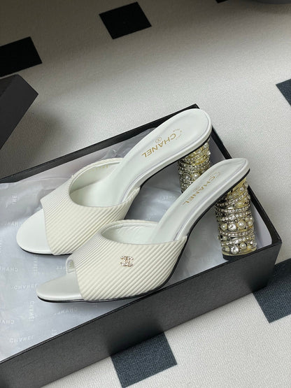 CC 25p Sandal Heel 8cm White Cloth