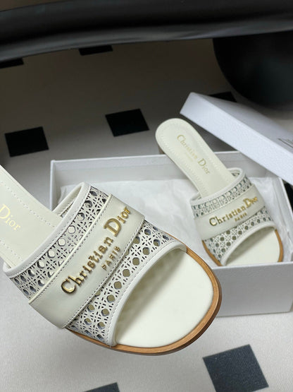CD 25 D-Lane Heeled Slide Calfskin