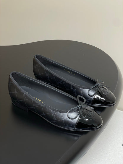 CC 25P Black Quilted Calfskin