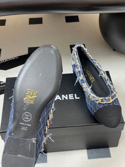 Chanel 25A Ballet Flats Big Chain Double C Dark Blue Denim Sheepskin 393816