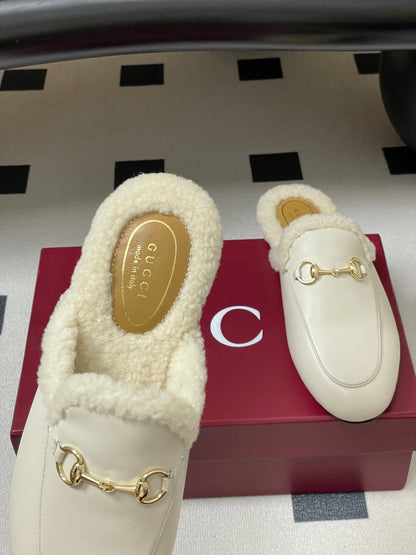 GG horsebit flat mules white cowhide 534712