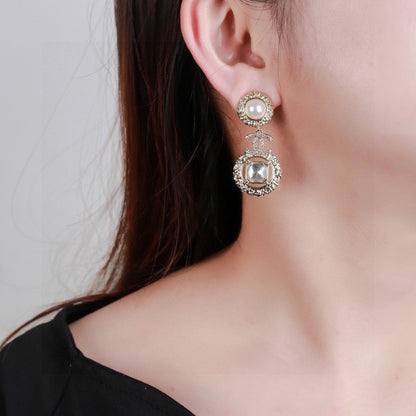 CC Gorgeous Gold Diamond Pearl Earring