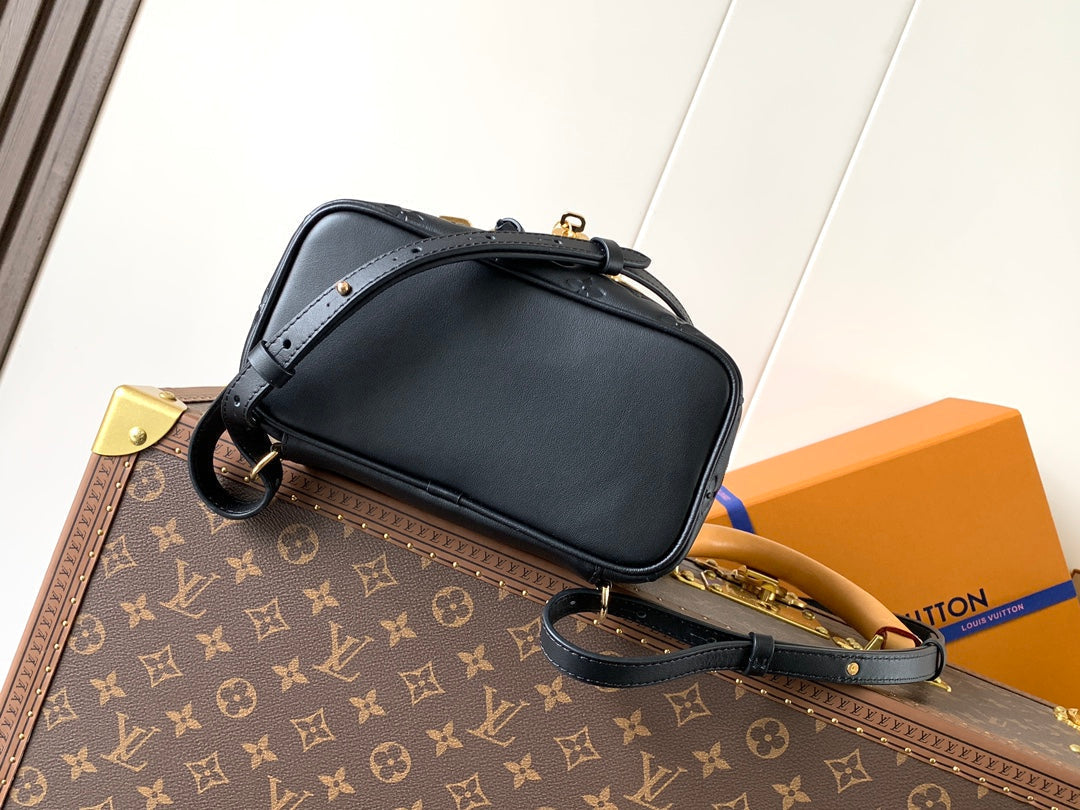 LV Coussin 26cm Backpack Black Gold Leather 252649