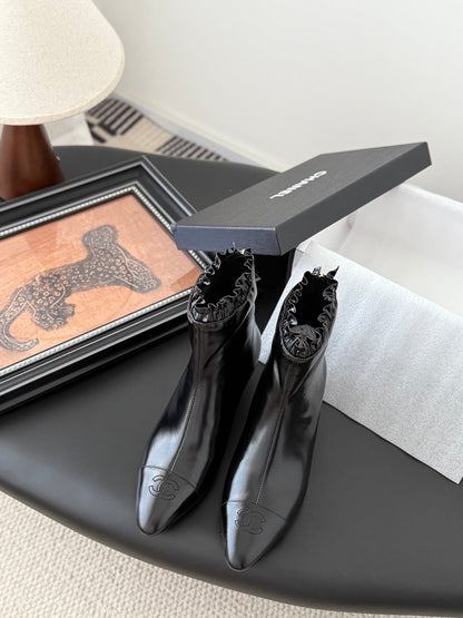 CC 25 Mary Jane boots black patent sheepskin 458772