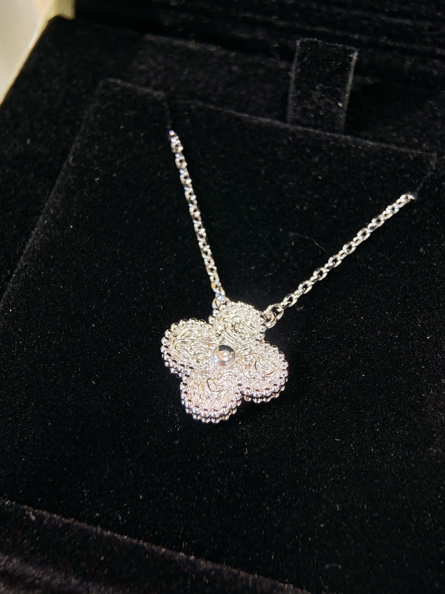 VCA Clover Vintage The Lava Foil Necklace