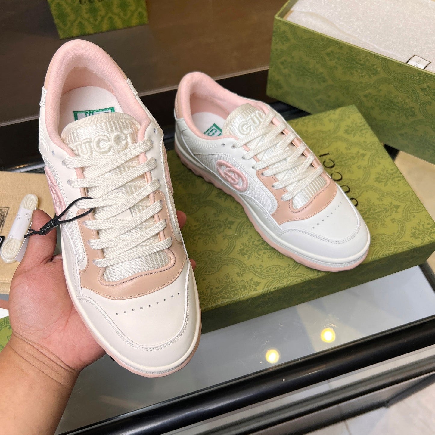 GG Men's MAC80 Sneaker White Pink Cowhide 523614