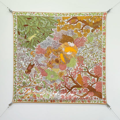 HM 26ss Sweet Saddle Scarf 90 Green Pink Twill Silk 132418