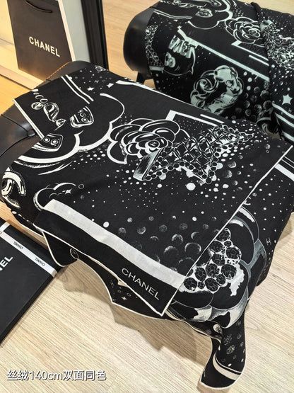 CC 25 Camellia Scarf 140CM Black White Cashmere 293082