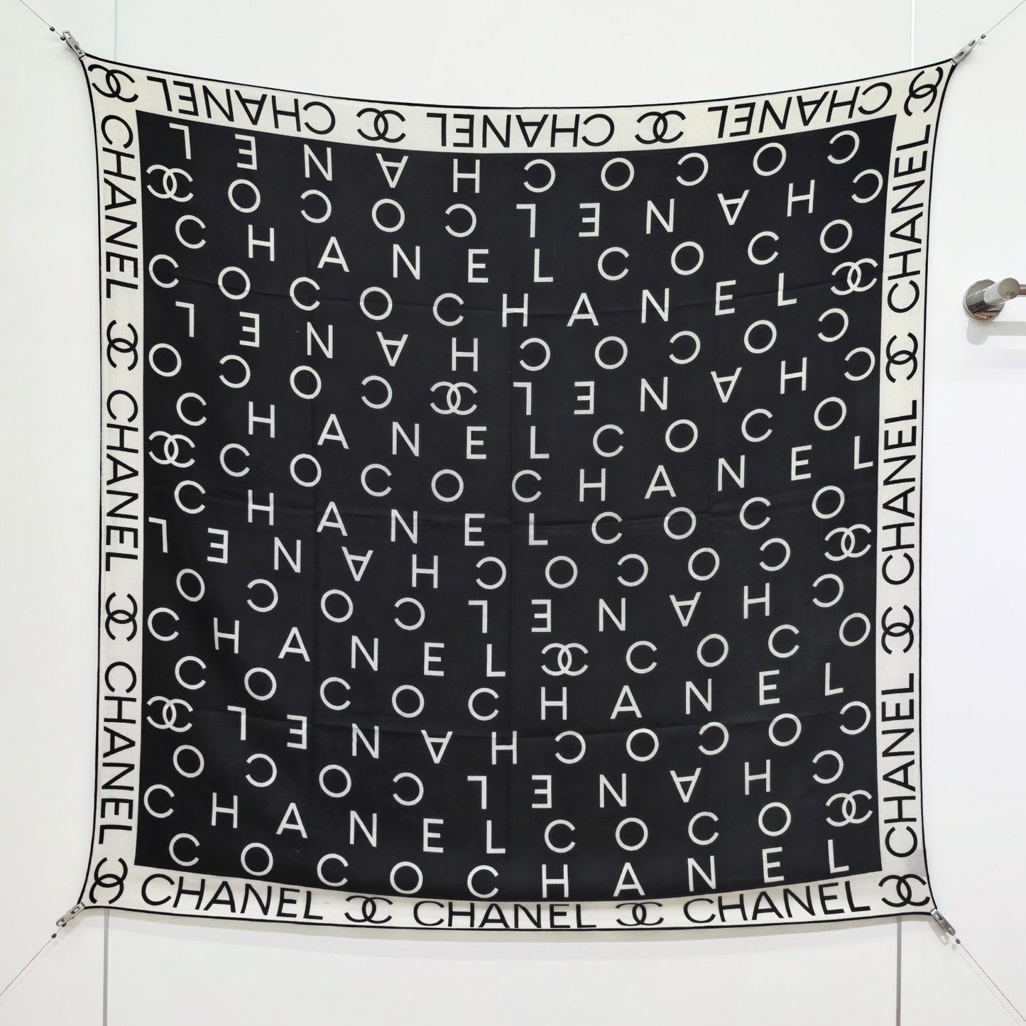 CC 25  Scarf 140CM White Black Cashmere 293084