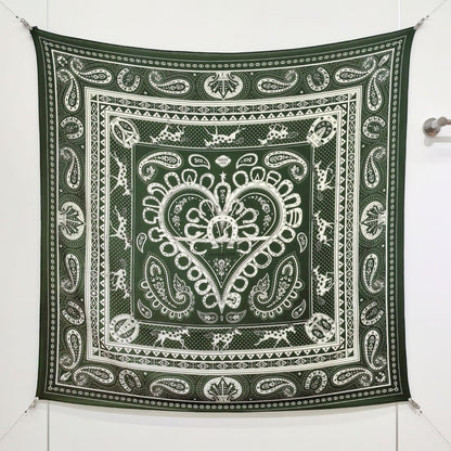 HM 26s Heart Horse Scarf 140 Dark Green Cashmere Silk 139235