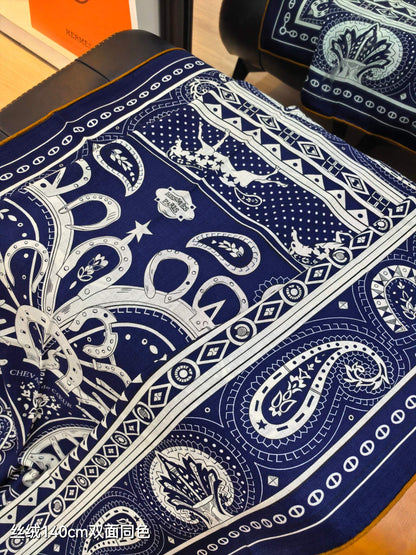 HM 26s Heart Horse Scarf 140 Navy Blue Cashmere Silk 139236