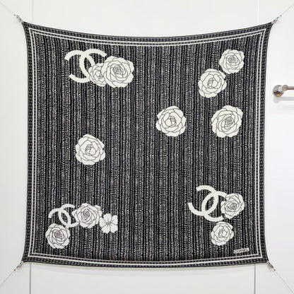 CC 25 Camellia Scarf 140CM Black Cashmere 293087