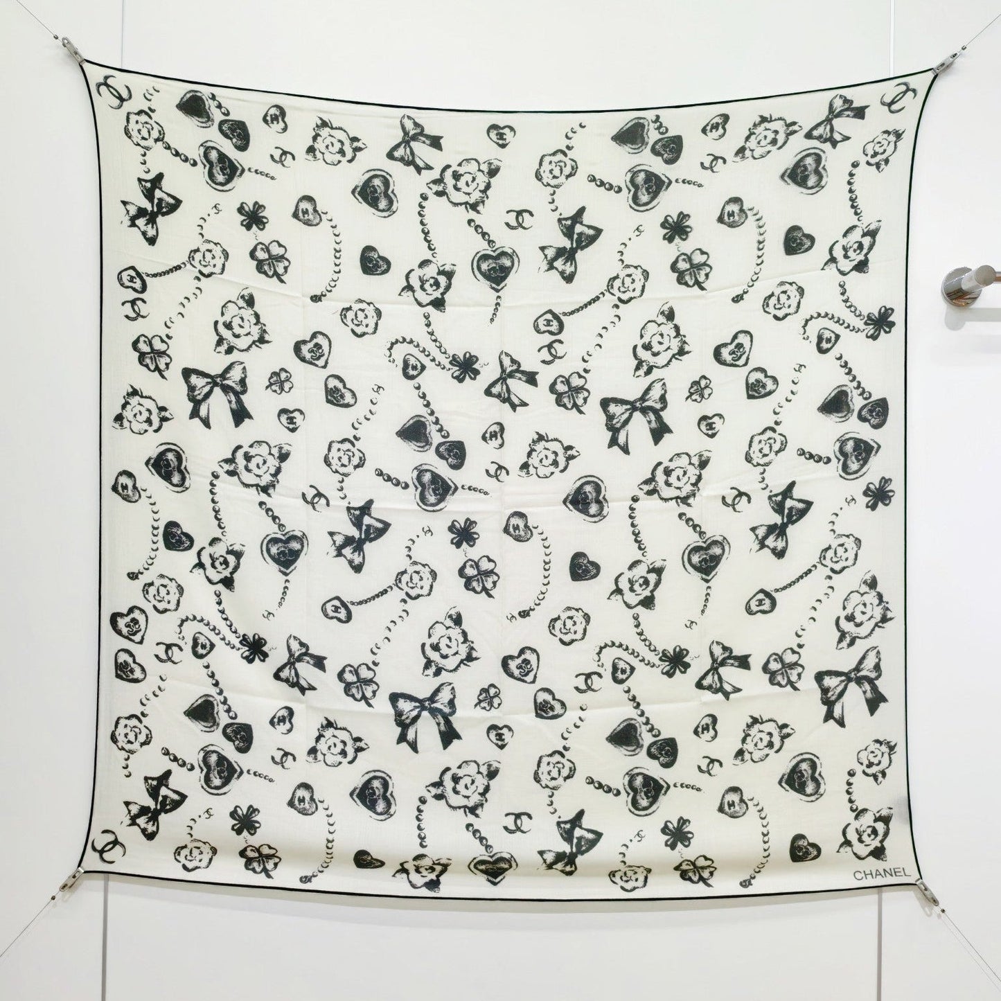 CC 25  Scarf 140CM White Cashmere 293089