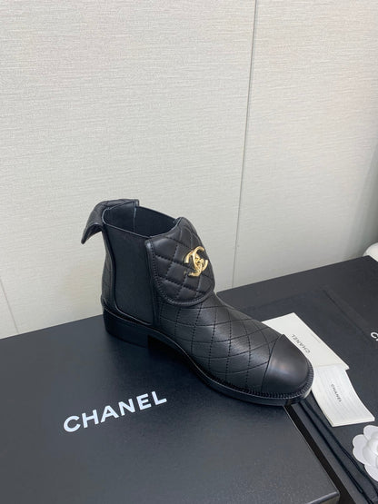 CC Short Boots 45mm Black Lambskin