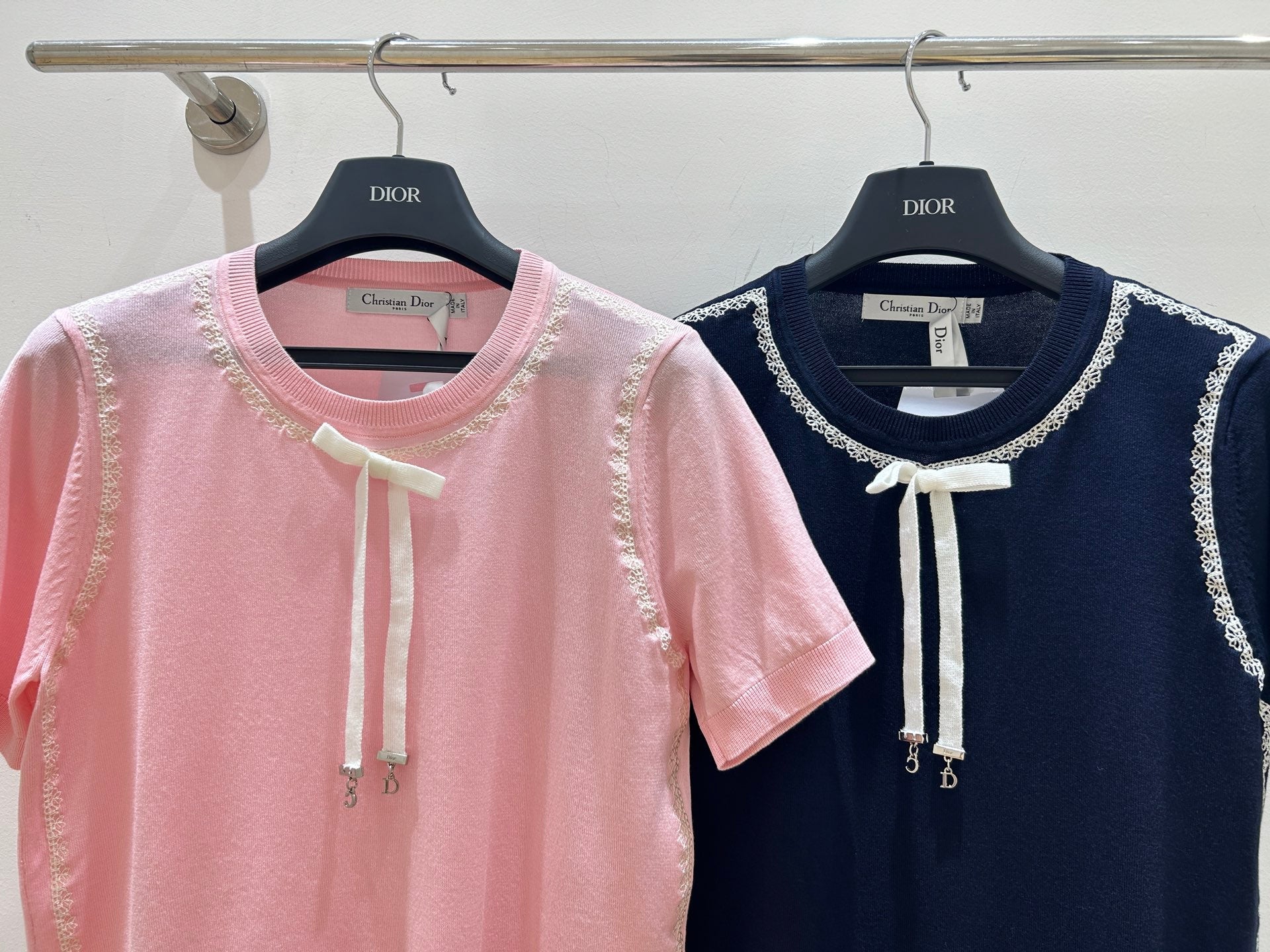 Dior 2026  Short-sleeved Top Navy Blue and Pink Wool 392520
