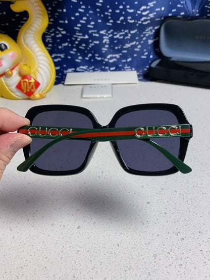 SQUARE FRAME SUNGLASSES 573309 IN ACETATE EMBOSSED LOGO
