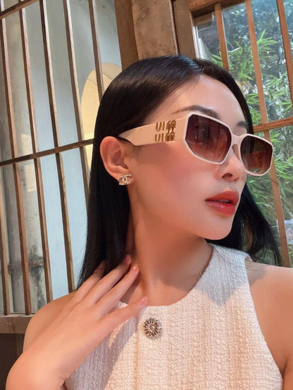 GLIMPSE SUNGLASSES 576819 IN WHITE ACETATE