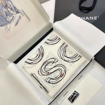 CC Square Scarf 90 CM In White Mix Black Silk 288721