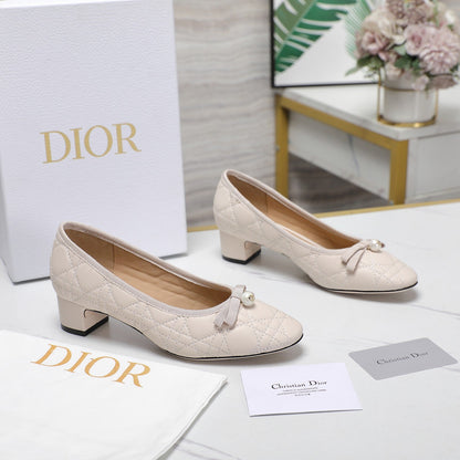 CD Pump 40mm In White Pink Quilted Calfskin 995266