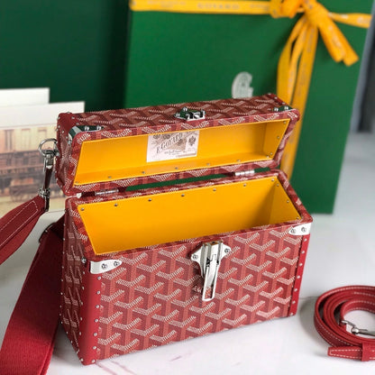 CASSETTE TRUNK BAG 21 IN BURGUNDY RED GOYARDINE CANVAS & CLAMECY COWHIDE