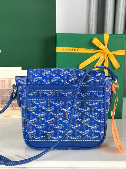 GRAND BLEU 16 IN SAPPHIRE BLUE GOYARDINE CANVAS AND LAMBSKIN