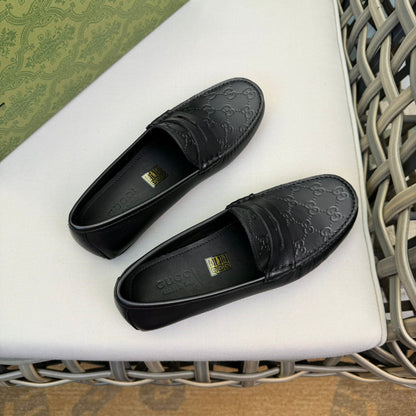 GG Men's Loafer Black Embossed Cowhide 876273
