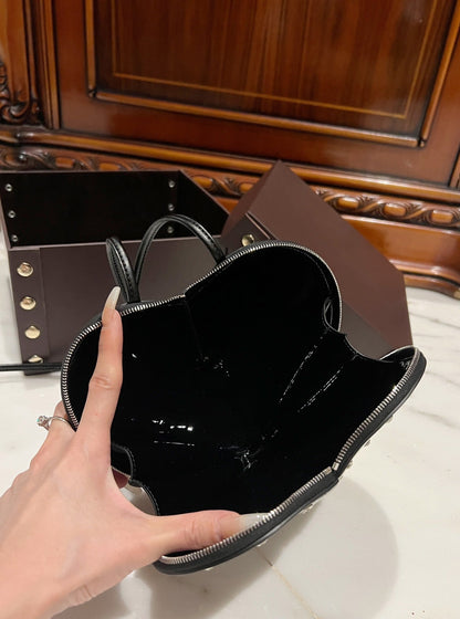 Le Coeur 21cm Black Heart Calfskin Shouder 243045