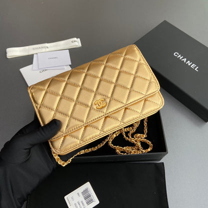 CC Woc 20cm Gold Metalic Calfskin Gold Hardware