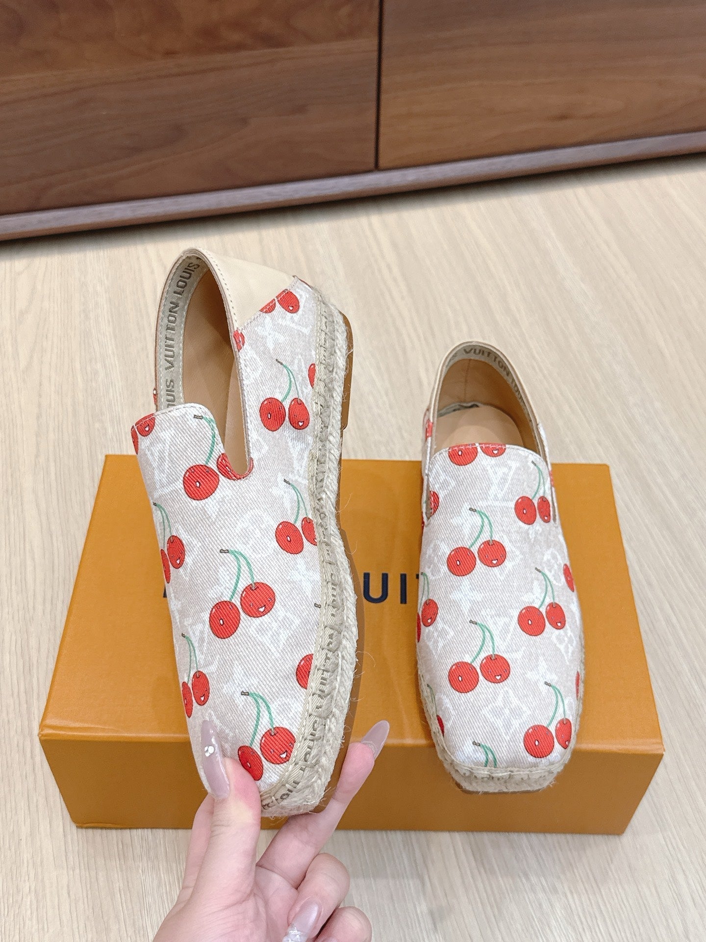 LV 26ss Loafers Ivory Red Monogram Denim 656960