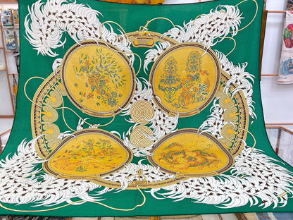 Legende Brodee Scarf 140 CM In Green Colorful Cashmere And Silk 276518