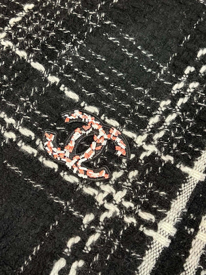 CC Scarf 185 CM Black With White Stripes Cashmere  422921