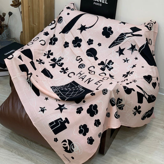 CC 25 Scarf 140cm Light Pink Black Cashmere 293180