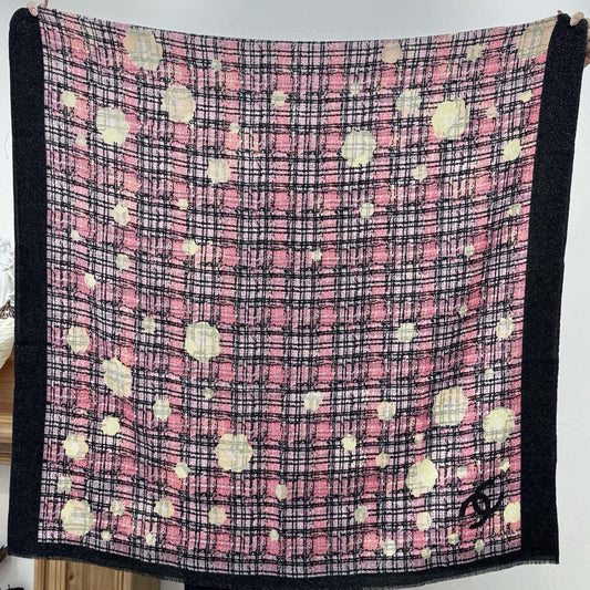 CC 25 Camellia Scarf 110cm Black Pink Cashmere 293163
