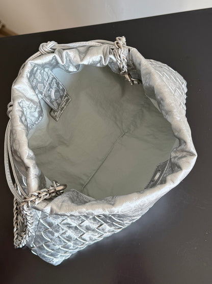 Bottega Veneta 2026 Dustbag 33cm Silver Intrecciato Lamina Satin Leather