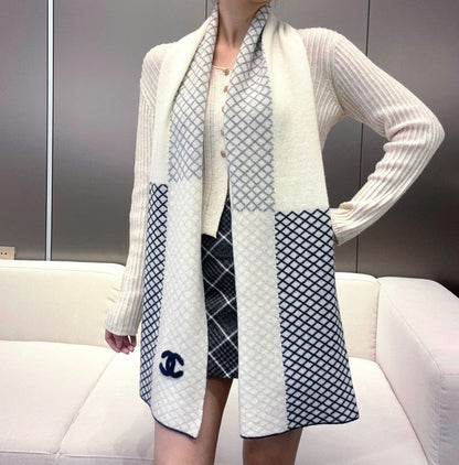 CC Scarf 190 CM In White Mix Black Cashmere  408543