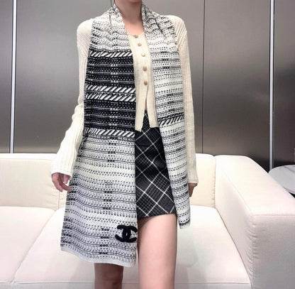 CC Scarf 180 CM In White Black Wool 422665