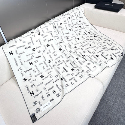 CC Square Scarf 140 CM In White Cashmere Silk  422703
