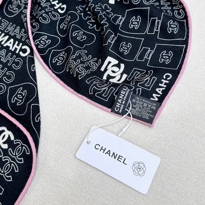 CC Square Scarf 140 CM In Black Silk 424551