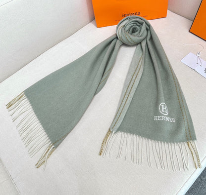 HM Scarf 190 CM Greenish Gray Wool 969439