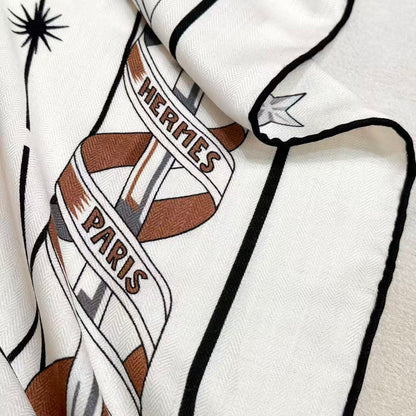 HM  Creative Origins Scarf 135CM White Cashmere Silk 969434