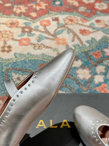 ALAIA MARY JANE IN SILVER LAMBSKIN WITH SILVER HARDWARE