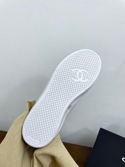 CC Classic Sneaker White Cowhide