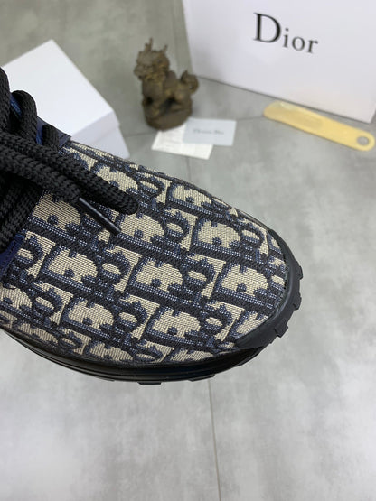CD B24 SNEAKER AZURE AND BEIGE FABRIC